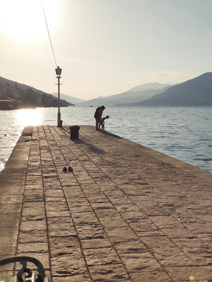 Studio Apartments Krasici Tivat Ngoại thất bức ảnh